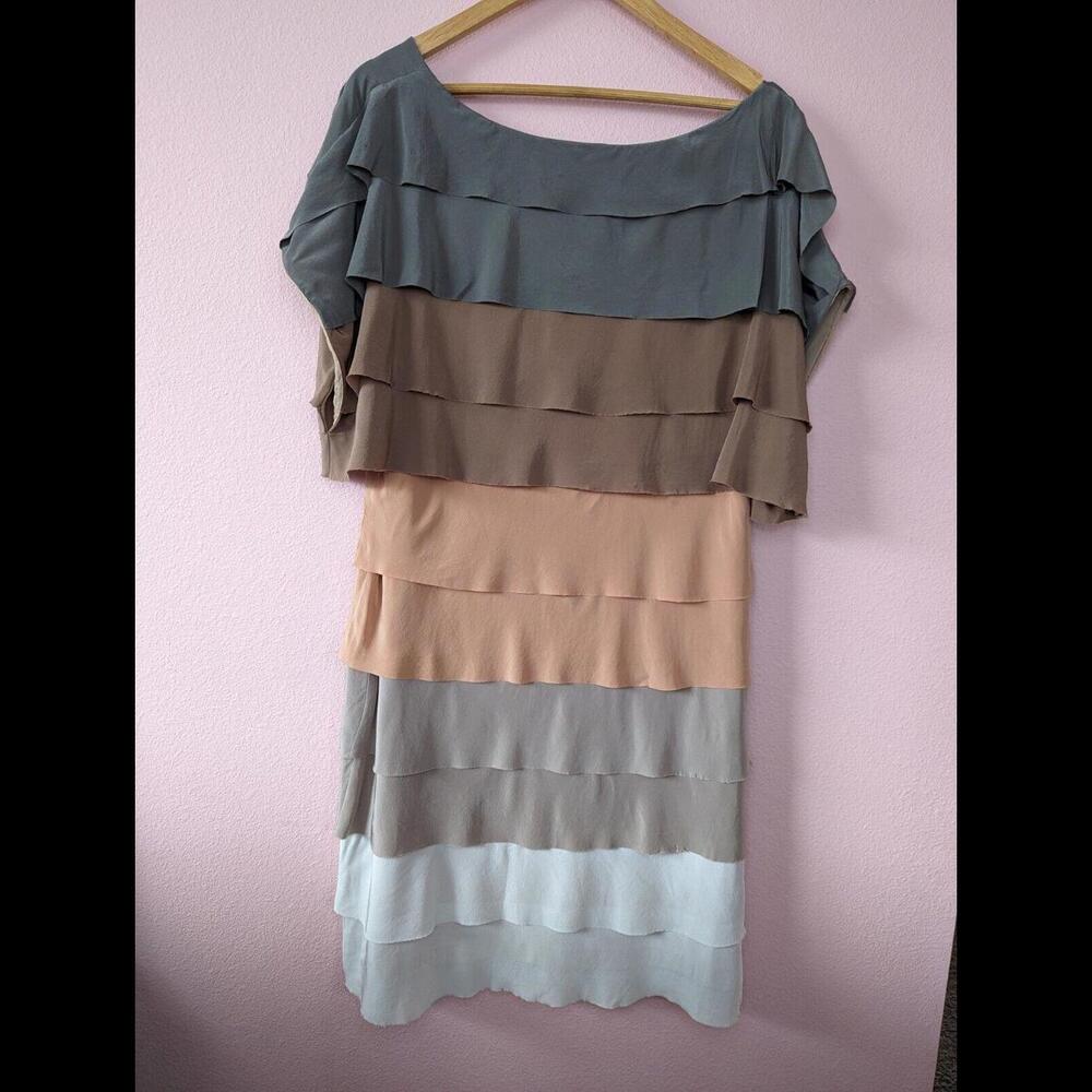 BCBG Maxazria Tiered Silk Dress Size Large
